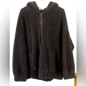 American Eagle - Aerie Oversized Black Sherpa Jacket Size Large